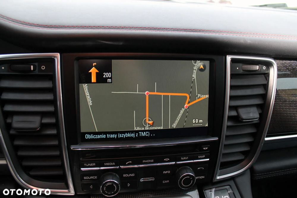 Porsche Panamera GTS - 23