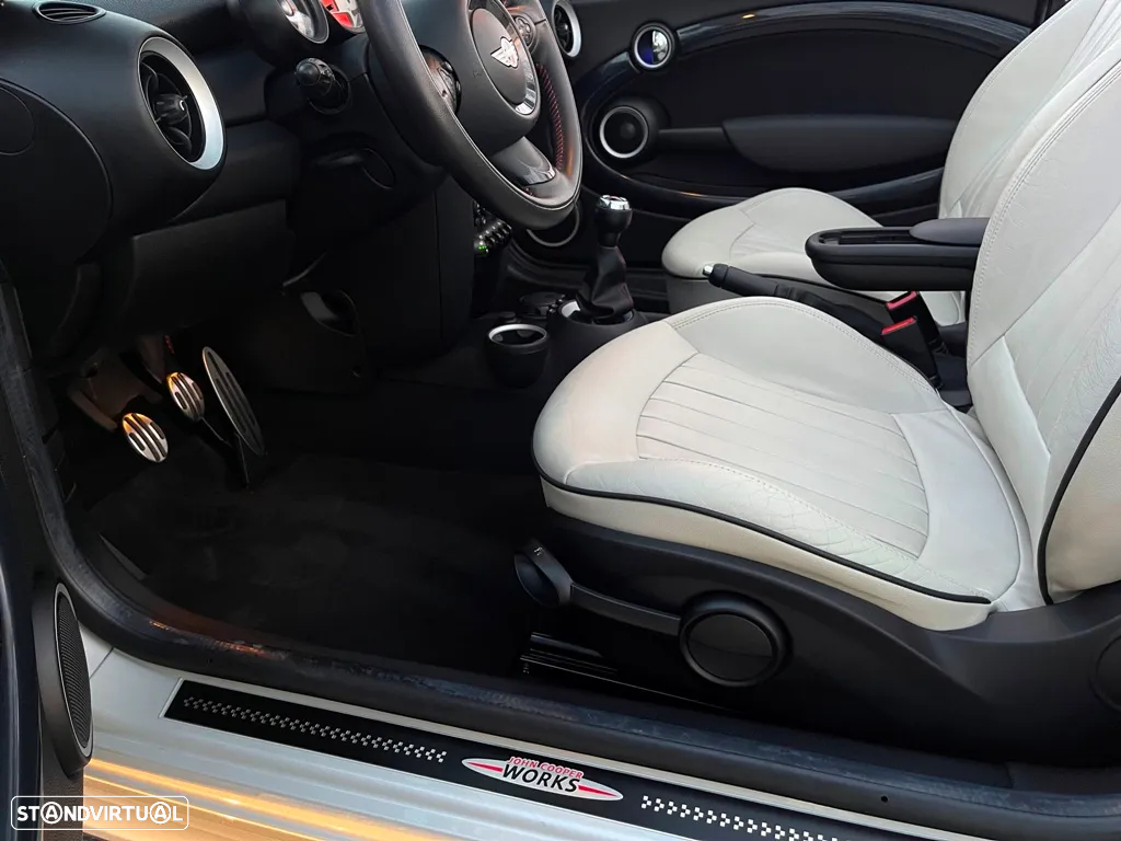 MINI Roadster Cooper SD - 21