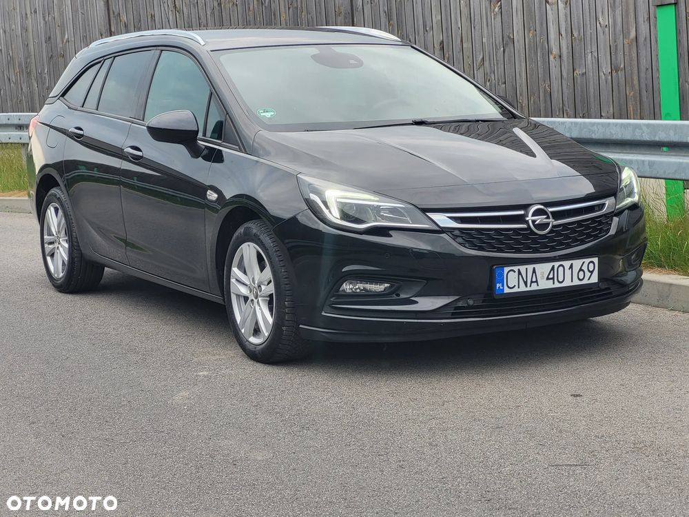 Opel Astra 1.6 CDTI Sport - 1