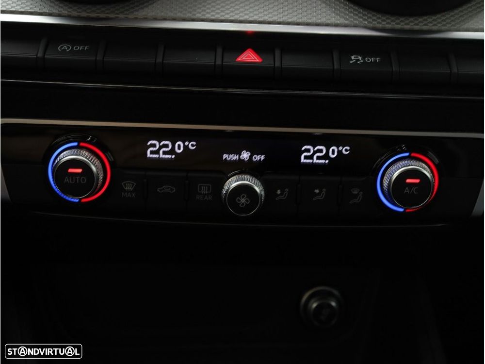 Audi Q2 30 TFSI Advanced - 18