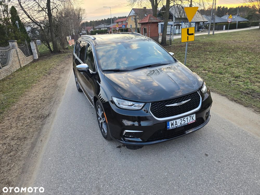 Chrysler Pacifica - 9