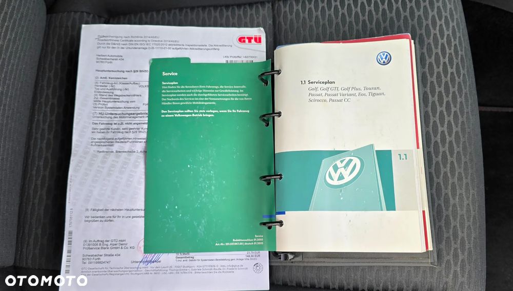 Volkswagen Golf 1.6 Q-Line - 16