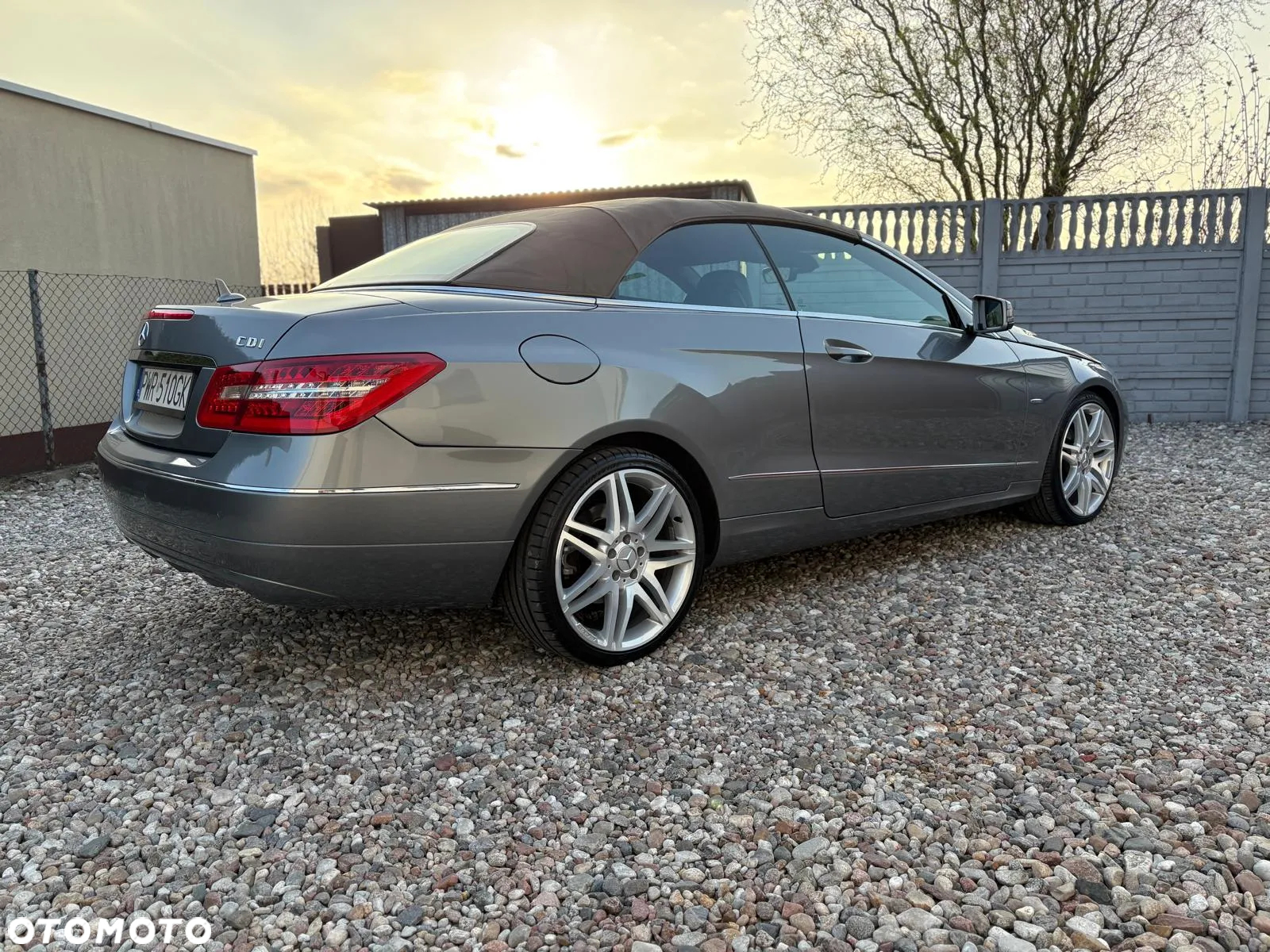 Mercedes-Benz Klasa E 220 CDI Cabrio 7G-TRONIC - 4