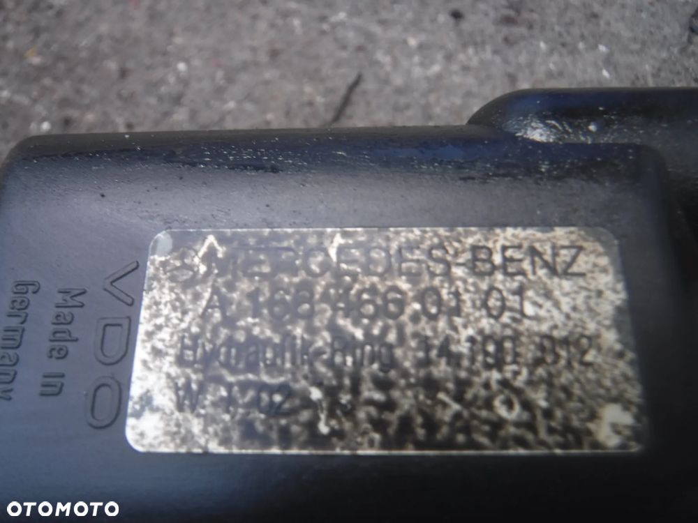 Mercedes A klasa W168  pompa wspomagania A1684660101 - 2