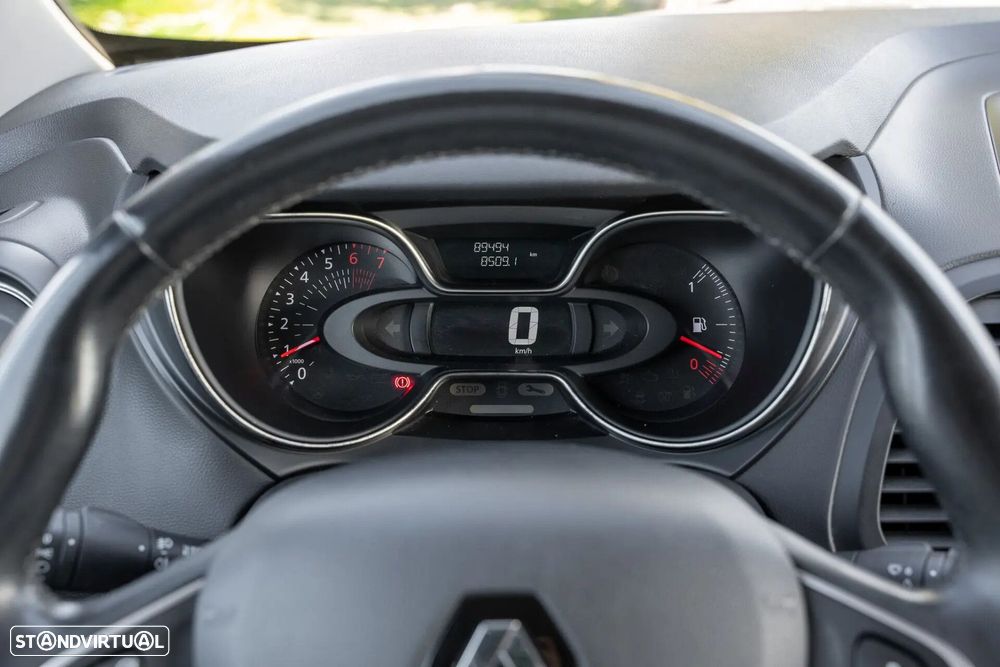 Renault Captur 0.9 TCE - 11