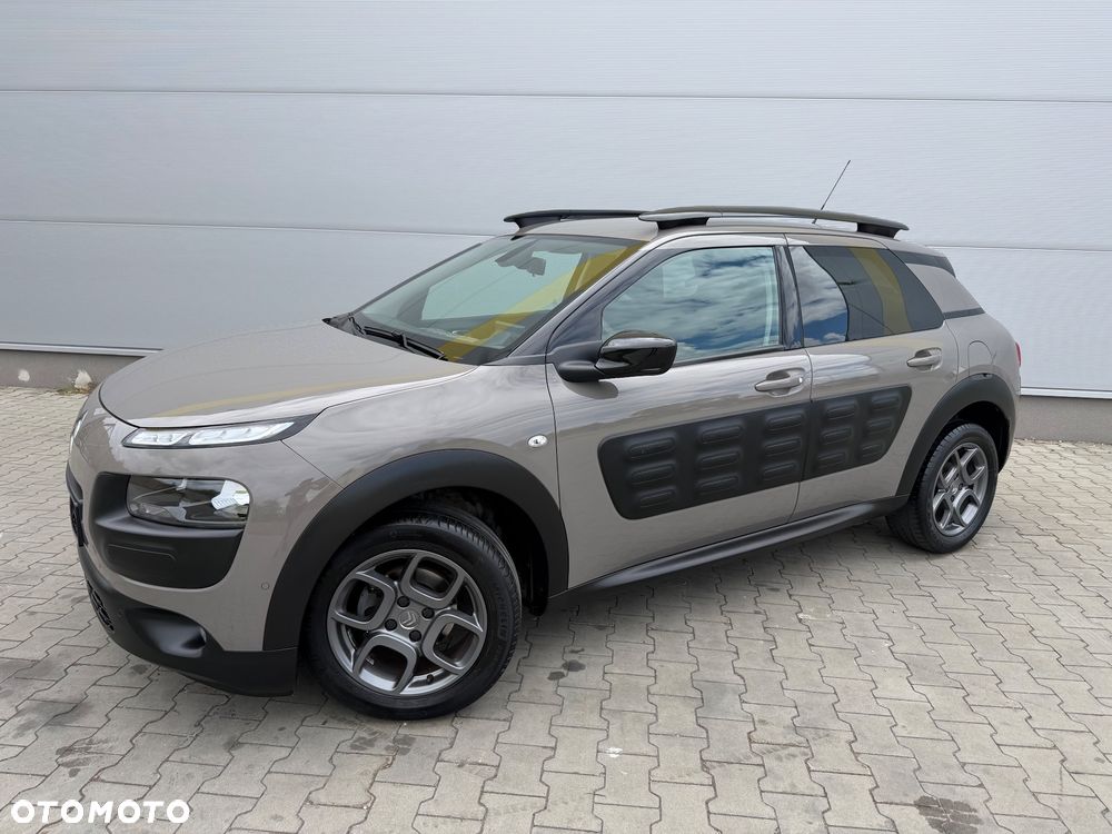 Citroën C4 Cactus 1.2 PureTech Shine Edition S&S - 9