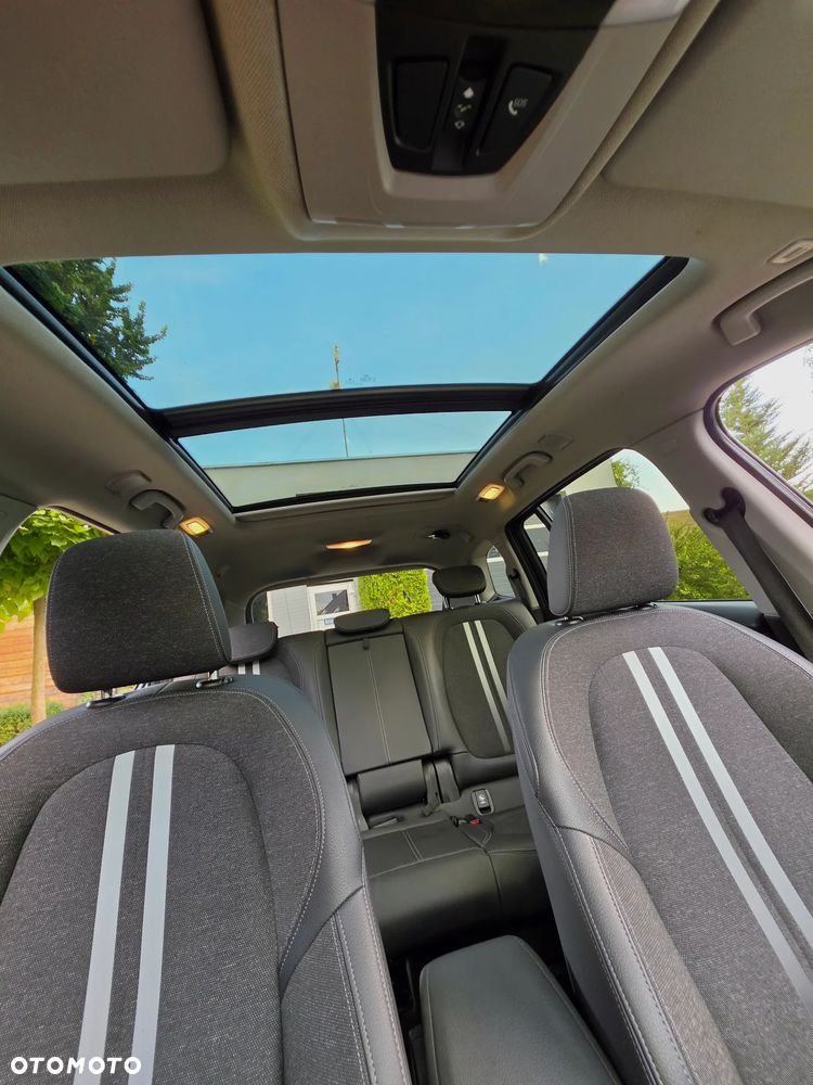 BMW Seria 2 220d - 19
