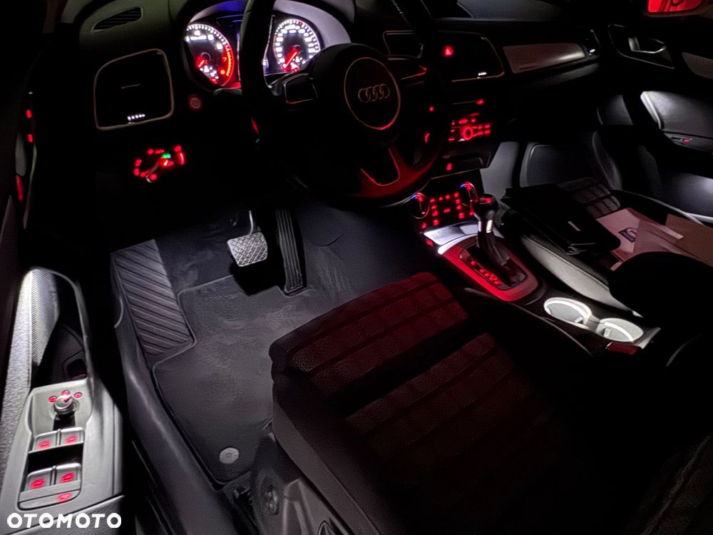 Audi Q3 2.0 TFSI Quattro S tronic sport - 6