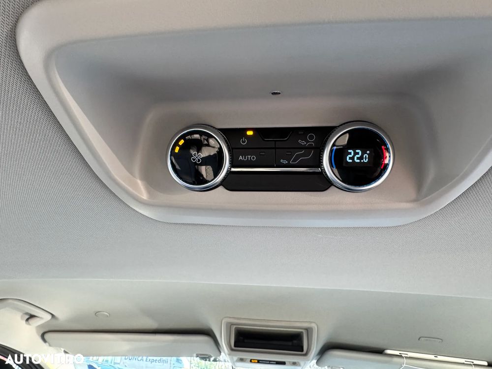 Ford Tourneo Custom Bus 320L 2.0 EcoBlue 170 CP 8AT L2H1 AWD Titanium X - 21