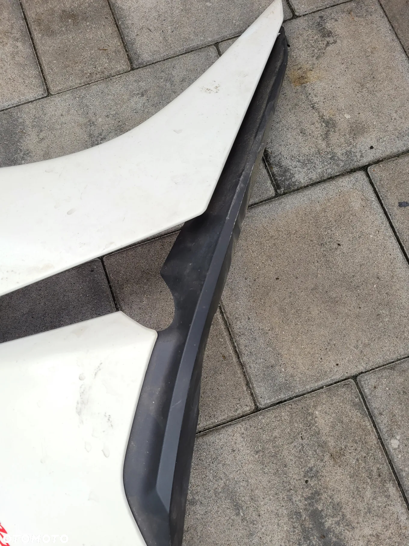 Owiewka, osłona prawa, bok, boczek prawy, wypełnienie owiewki prawe Honda CBR 1000  SC59 12-16 - 13