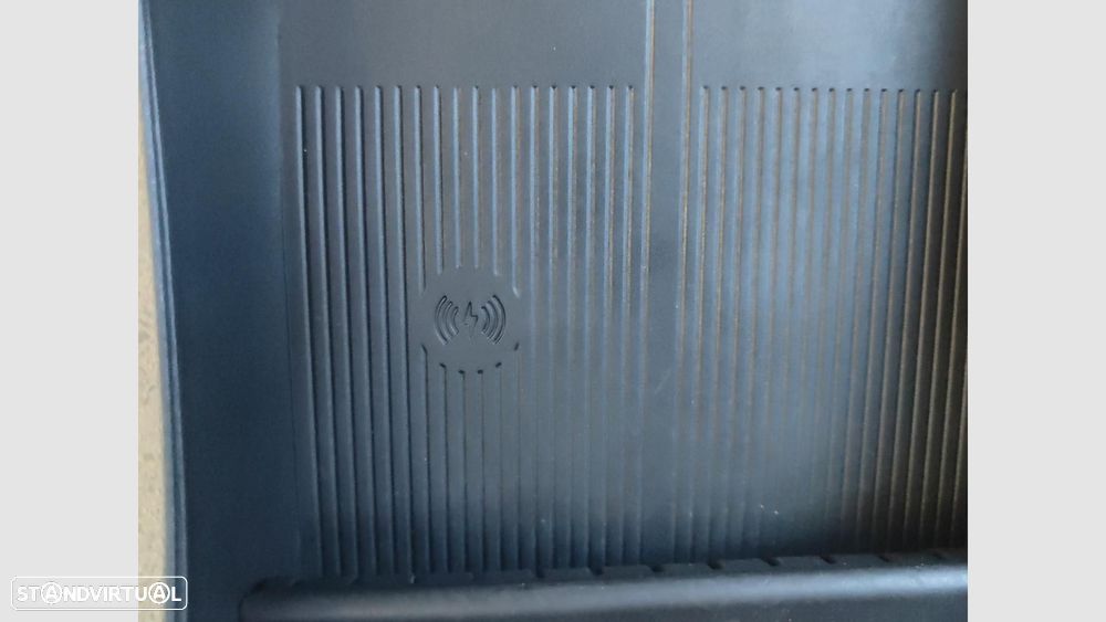 Volvo EX30 69 kWh Single Motor Extended Range Plus - 19