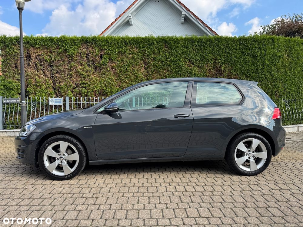 Volkswagen Golf - 4