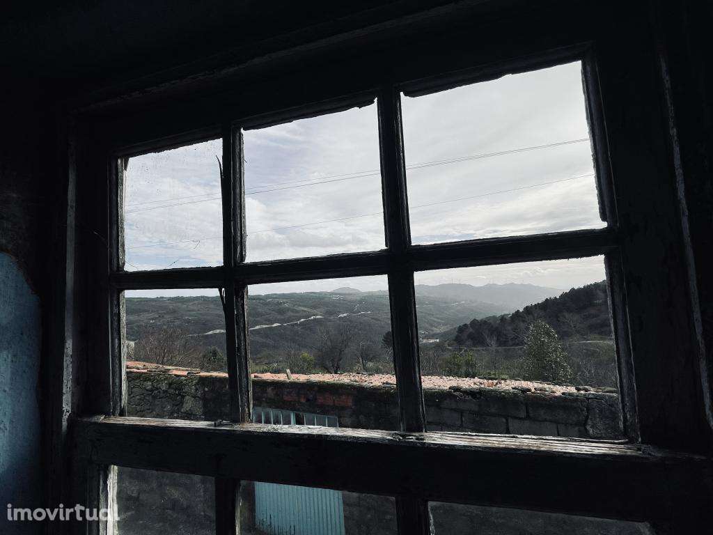 Moradia para Recuperar - Grande imagem: 3/7