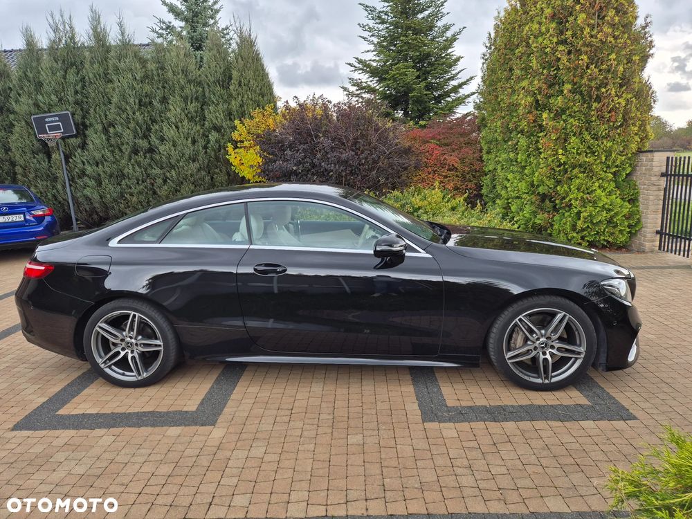 Mercedes-Benz Klasa E Coupe [C 238] 16 - 4