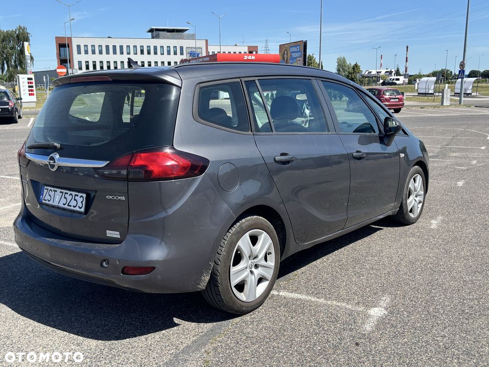 Opel Zafira - 4