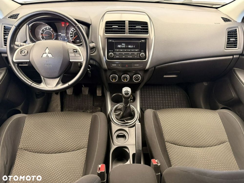 Mitsubishi ASX - 4