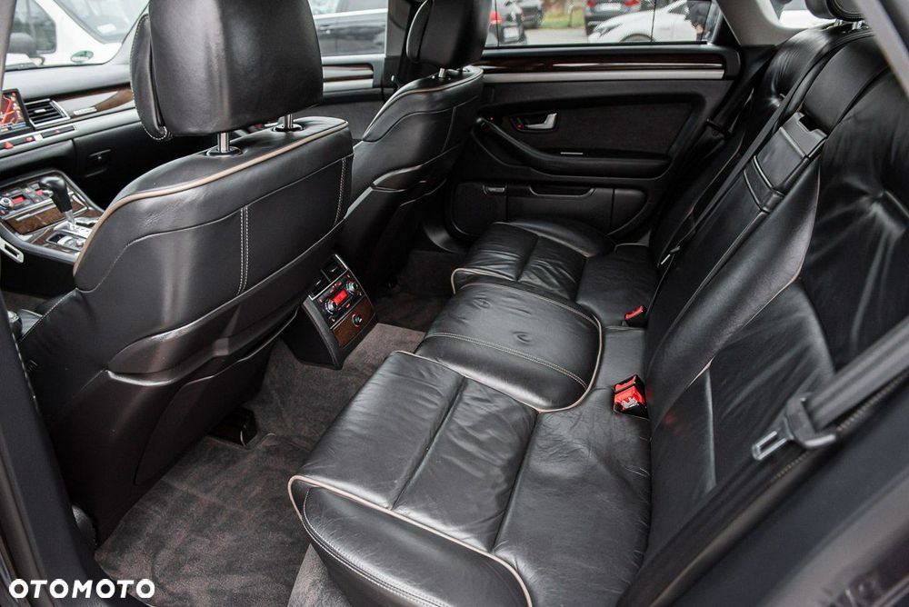 Audi A8 4.2 FSI Quattro - 7