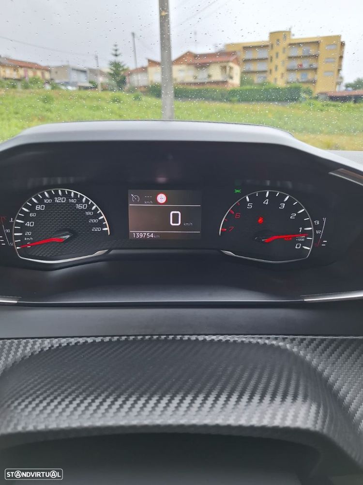 Peugeot 208 1.5 BlueHDi Allure - 12