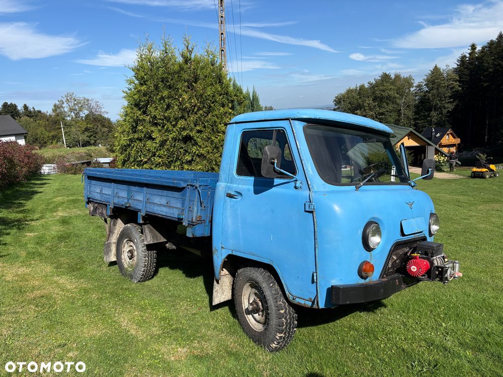 Uaz 452 - 2