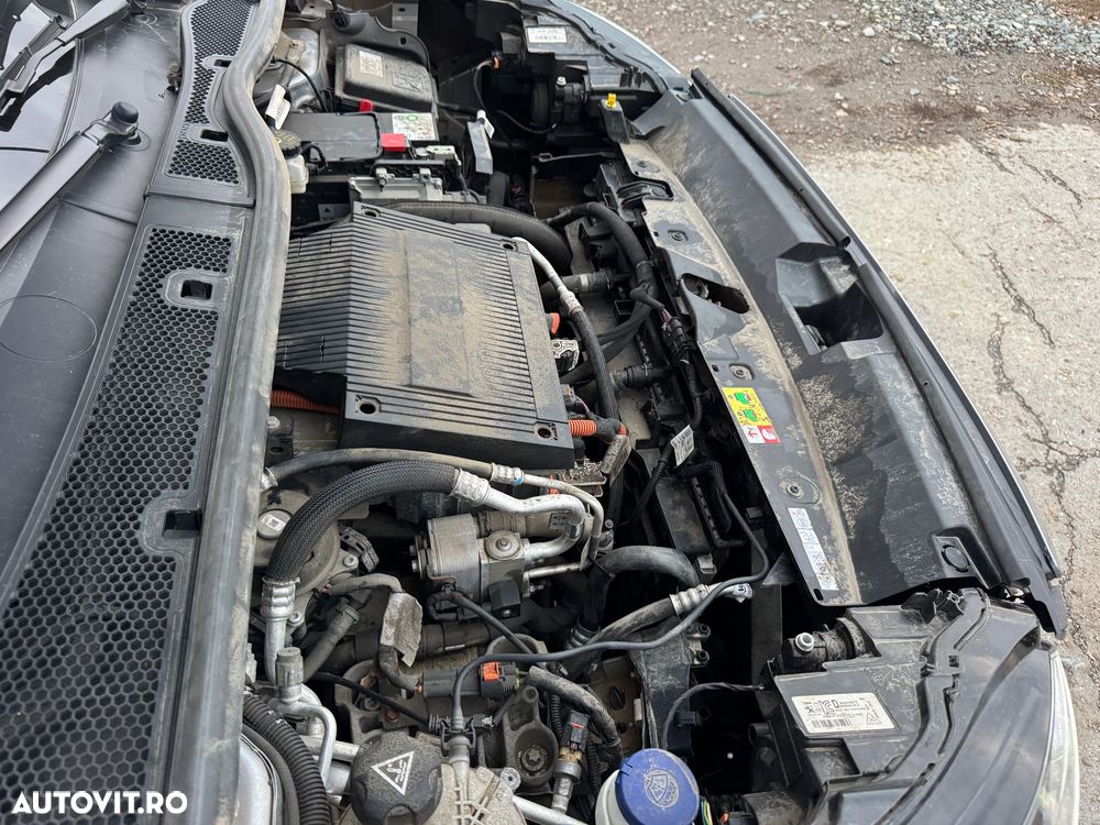 Peugeot 2008 e-2008 Allure - 31