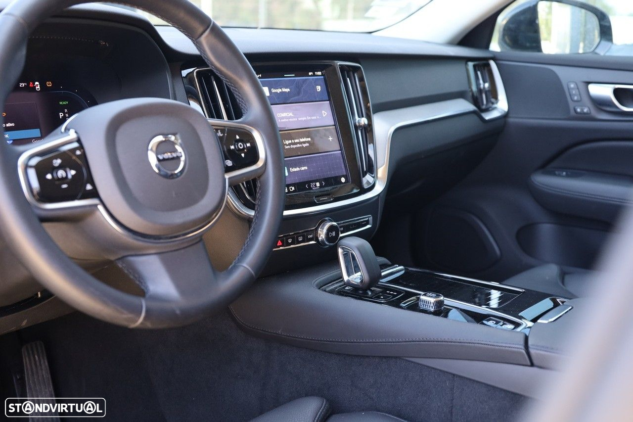 Volvo V60 2.0 T6 AWD TE Plus Dark - 11