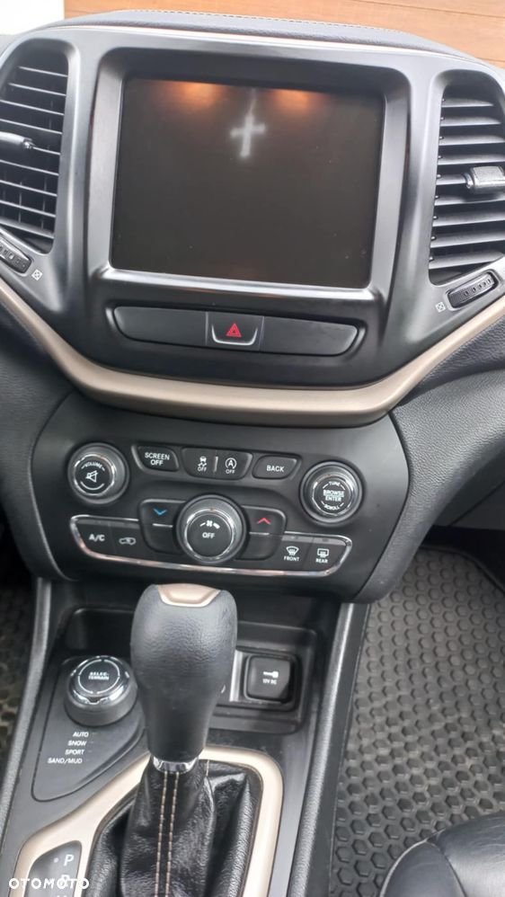 Jeep Cherokee 3.2 V6 Pentastar Active Drive I Automatik Limited - 5