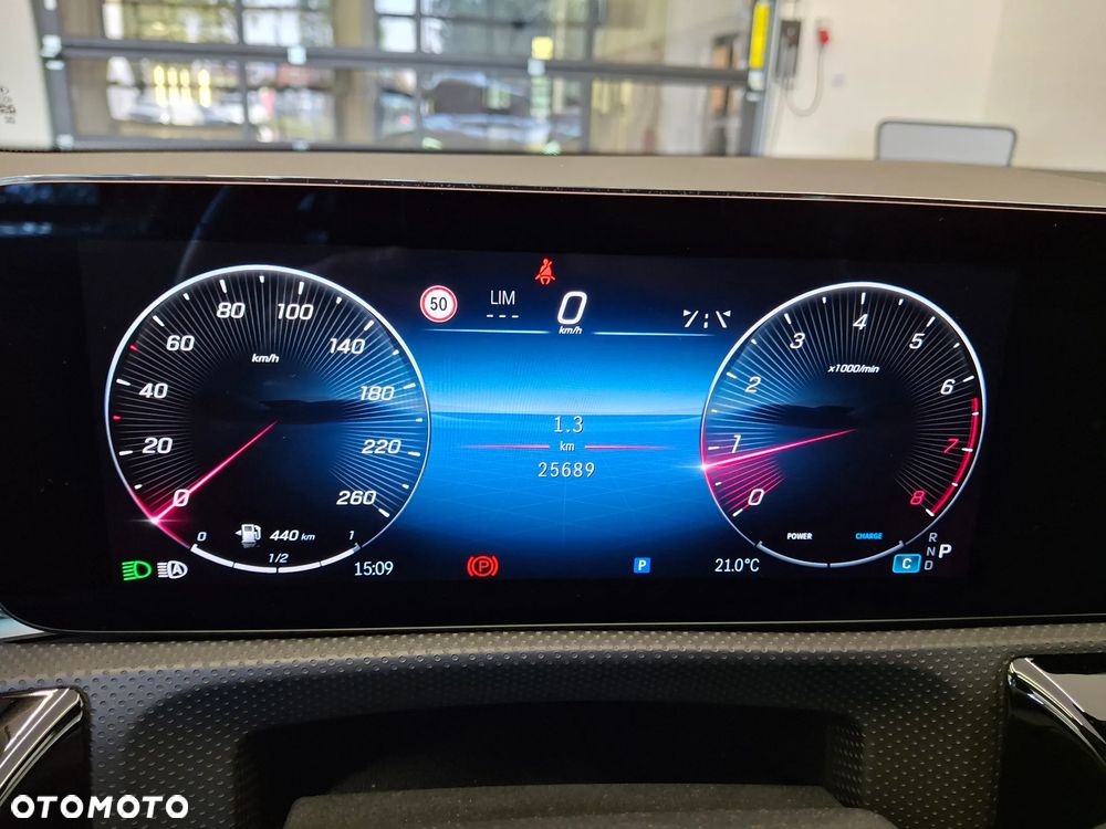 Mercedes-Benz CLA 180 mHEV Progressive 7G-DCT - 17