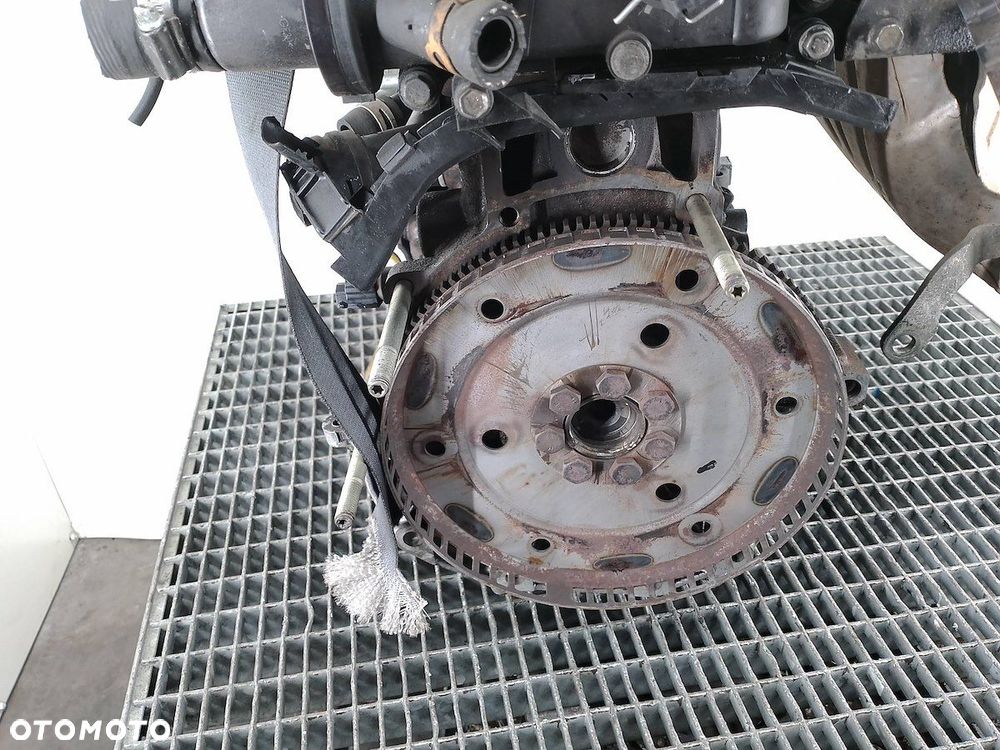 SILNIK RENAULT SCENIC II K4M 1.6 16V - 5