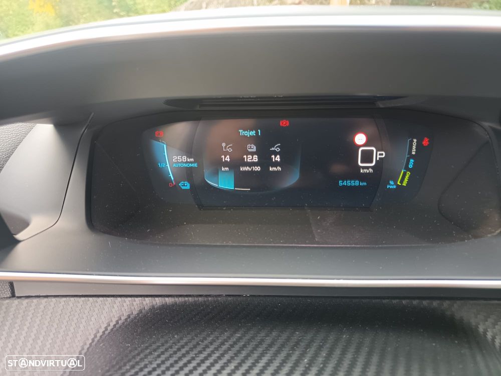 Peugeot e-2008 50 kWh GT Pack - 12
