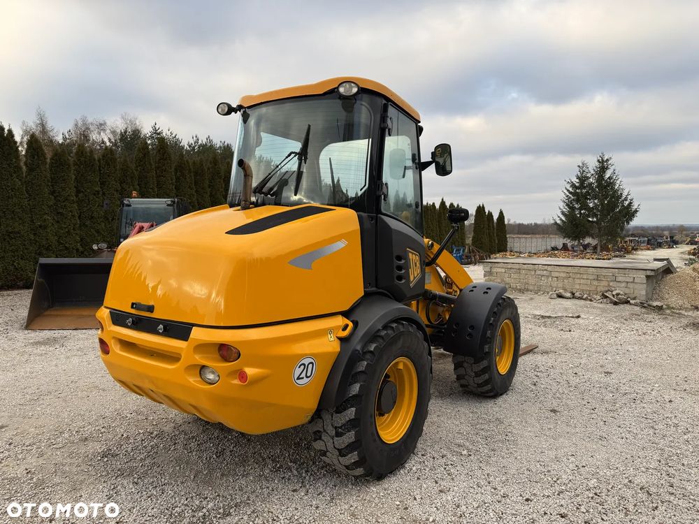 JCB 409 / JEDYNIE 2219 MTH!!! / SILNIK DEUTZ / PIĘKNIE UTRZYMANA / ORYGINAŁ / ZADBANA / SPROWADZONA Z NIEMIEC / BEZ DPF ADBLUE / SILNA / 407 408 406 60 70 M 506 509 - 13