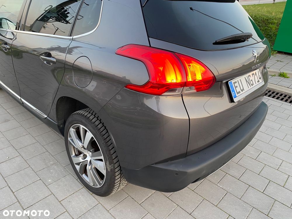Peugeot 2008 1.6 e-HDi Allure S&S - 26