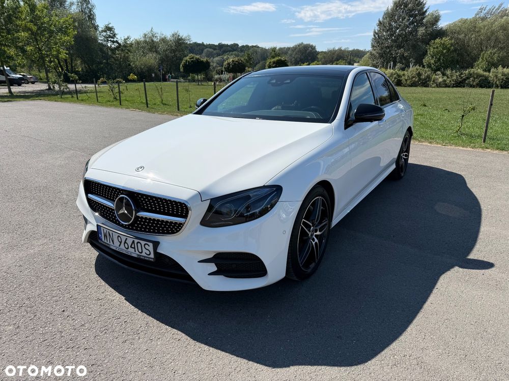 Mercedes-Benz Klasa E 220 d 4-Matic 9G-TRONIC - 2