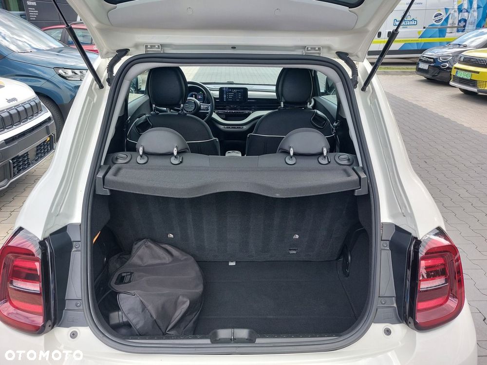 Fiat 500e - 10