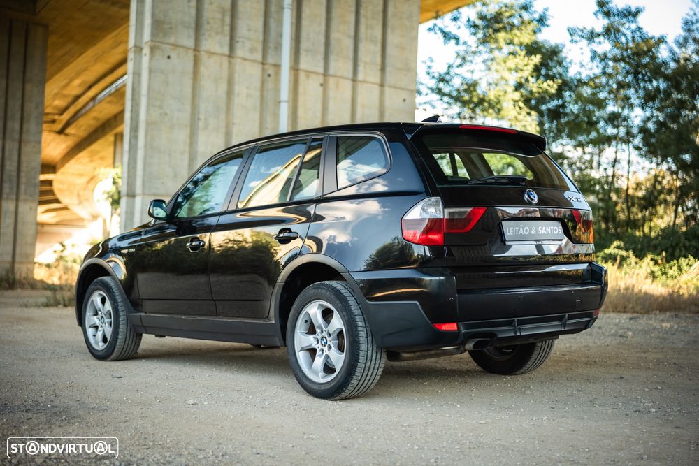 BMW X3 2.0 d LifeStyle - 40