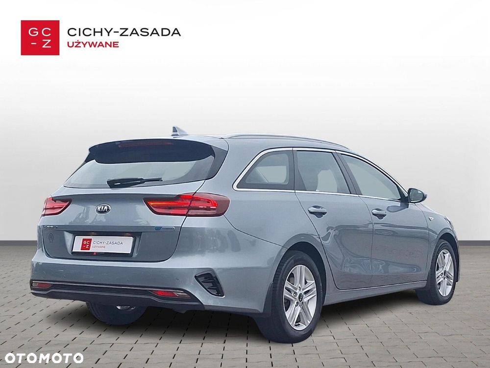 Kia Ceed - 5