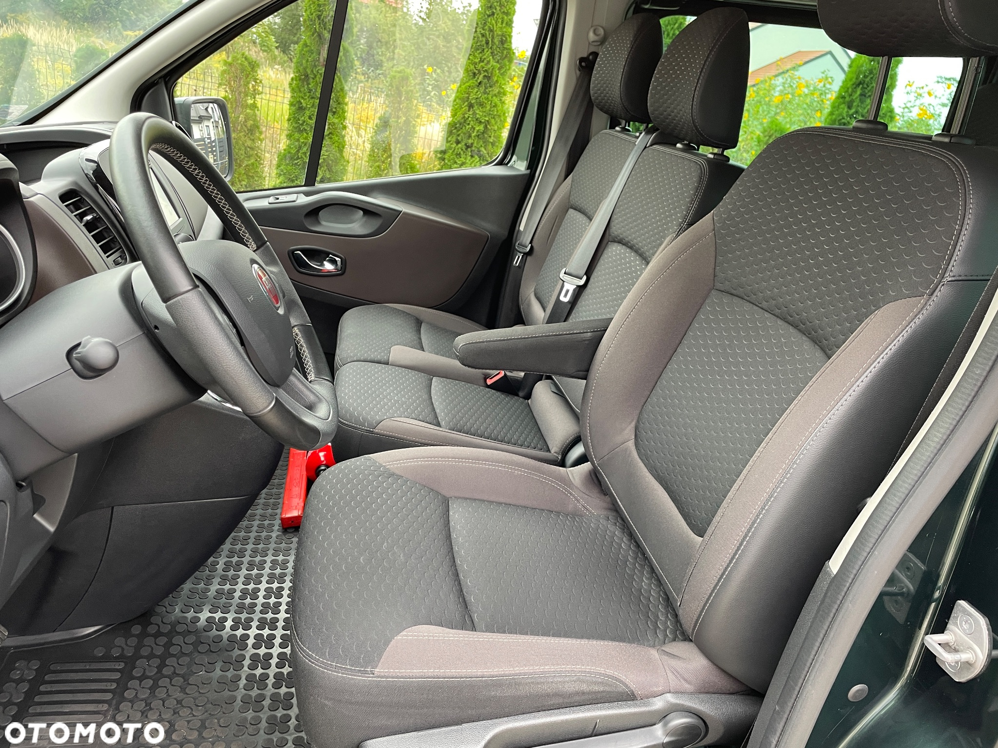 Renault Trafic - 22