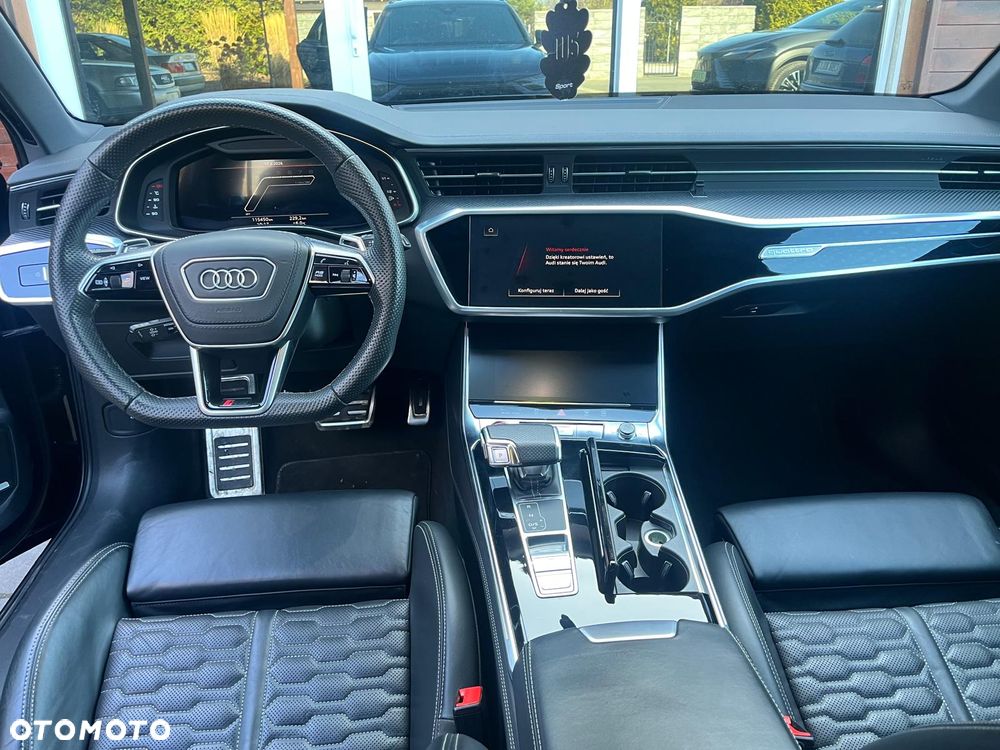Audi RS6 Avant - 16