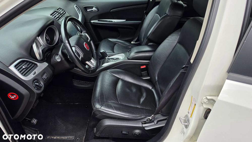 Fiat Freemont 2.0 Multijet 16V DPF Automatik Allrad Lounge - 12