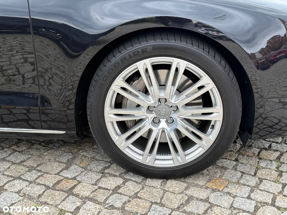 Audi A8 4.0 TFSI cylinder on demand quattro tiptronic Lang - 9