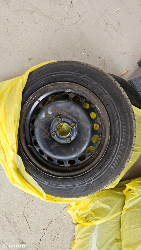 Koła Bridgestone 185/65 R15 - 2