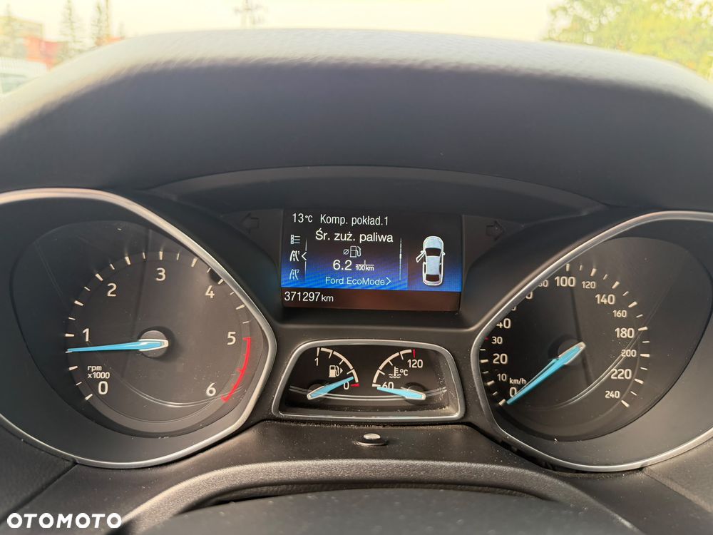 Ford Focus - 13