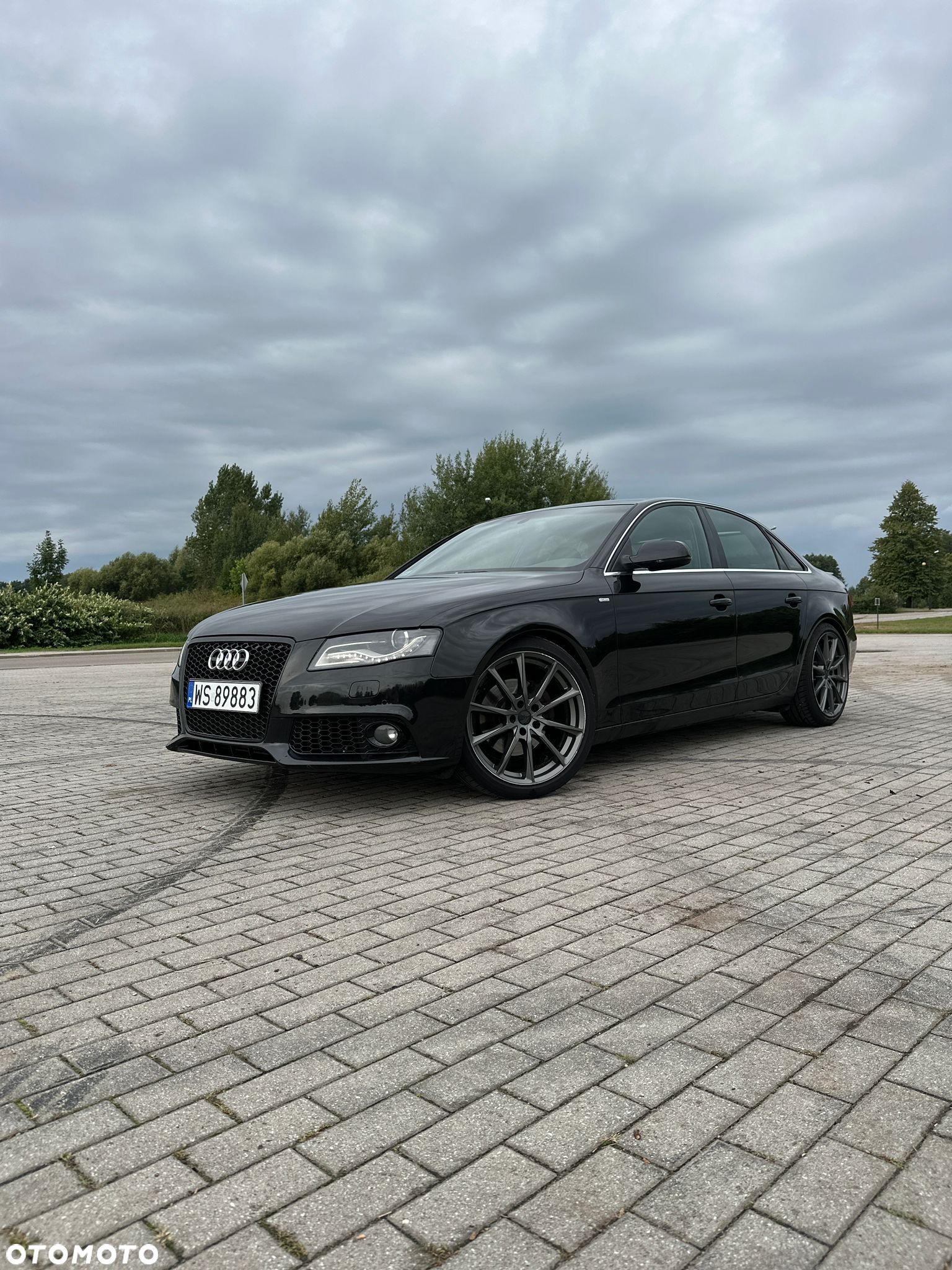 Audi A4 - 1