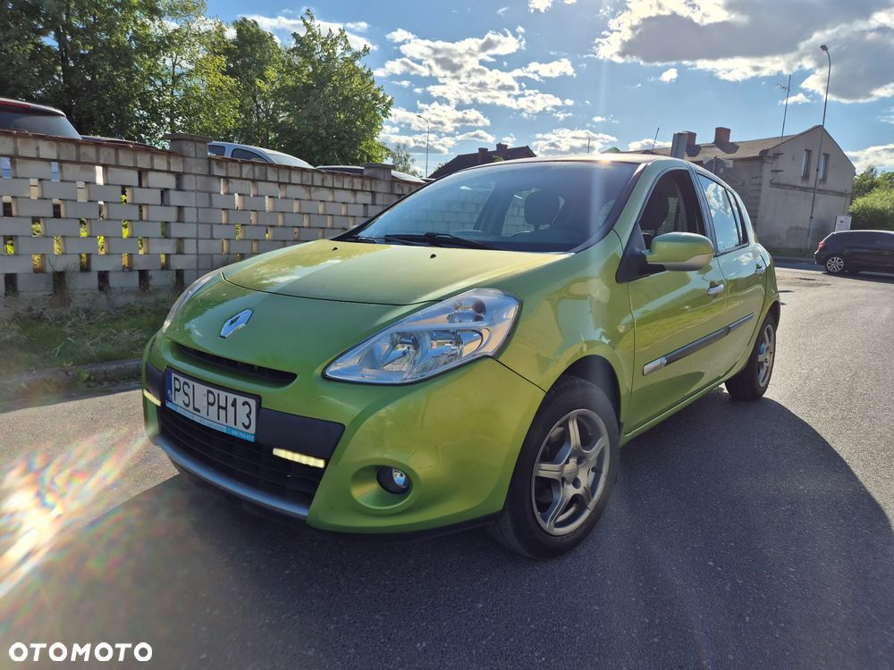 Renault Clio 1.2 16V Authentique - 10