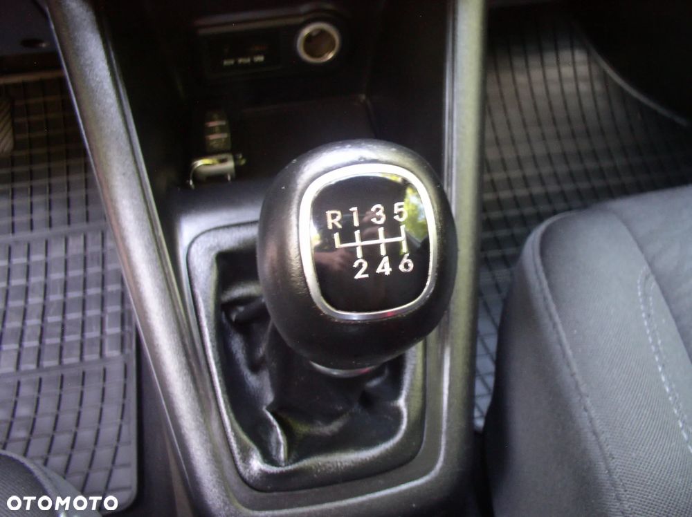 Hyundai ix20 1.6 blue Style - 26