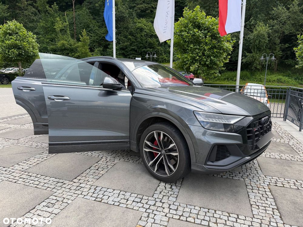 Audi SQ8 - 35