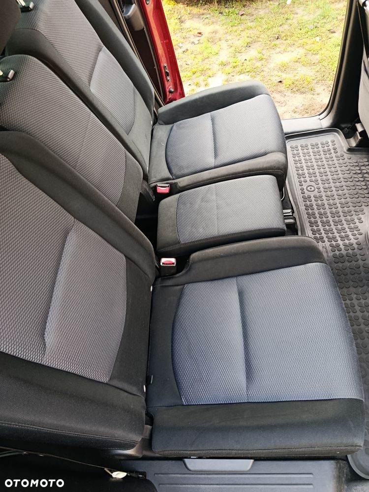 Mazda 5 - 7