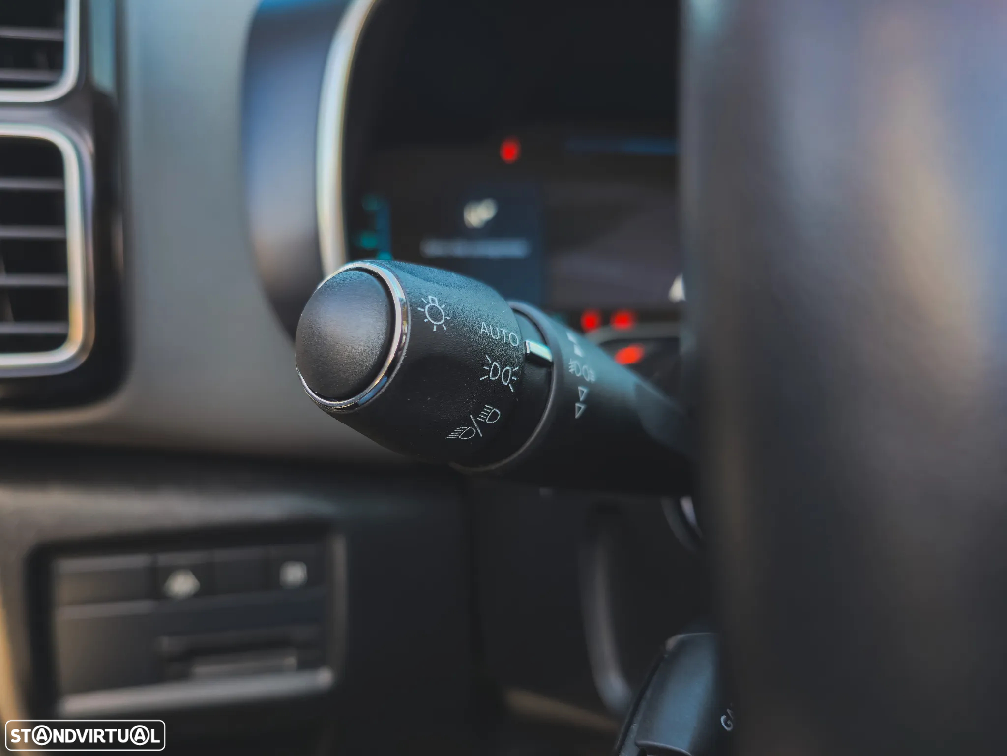 Citroën C5 Aircross Hybrid 225 e-EAT8 C-SERIES - 17