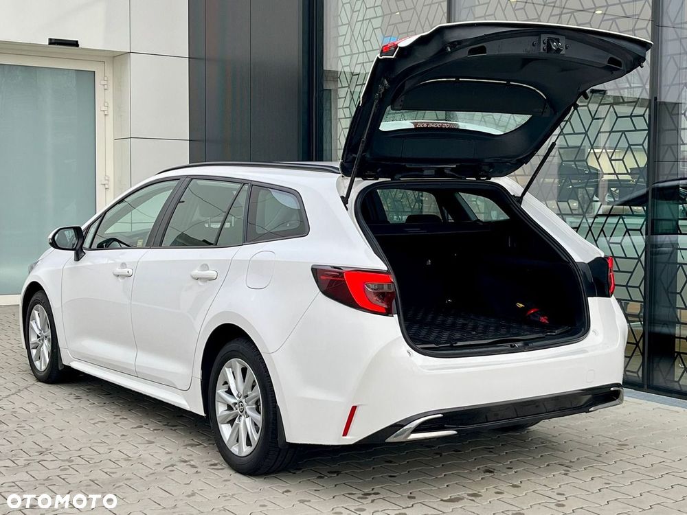 Toyota Corolla 1.8 Hybrid Comfort - 31