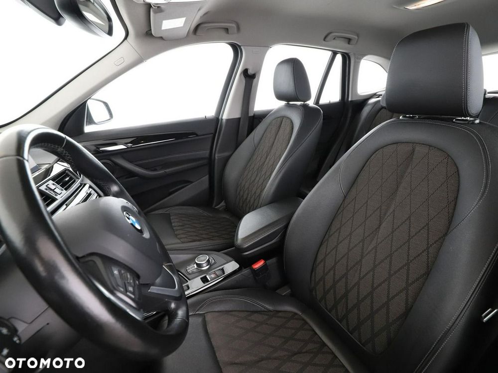 BMW X1 xDrive20d mHEV xLine - 14