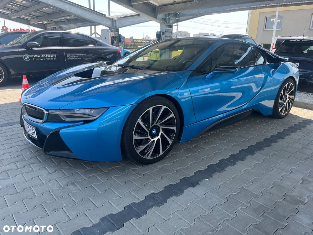 BMW i8